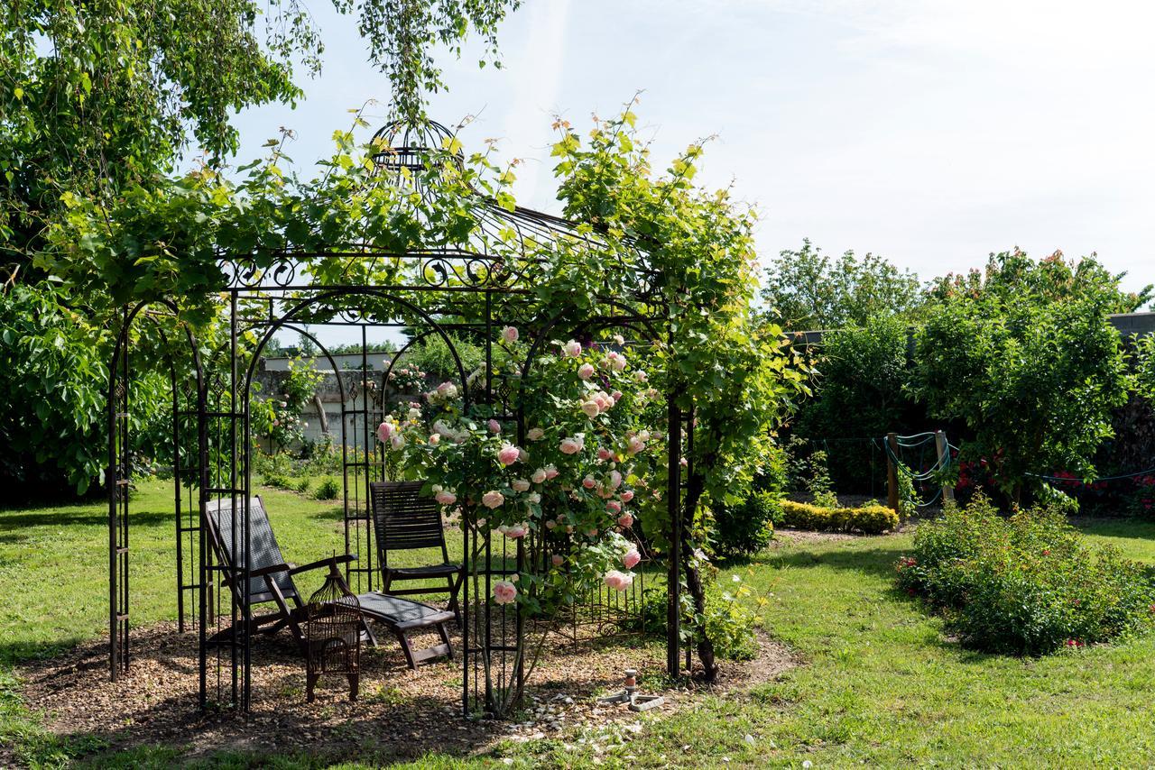 Villa Chanelle Les Rosiers 外观 照片
